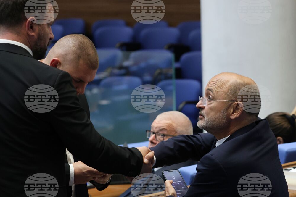 Народно събрание - заседание - законопроект за бюджета на НЗОК за 2026 - второ четене