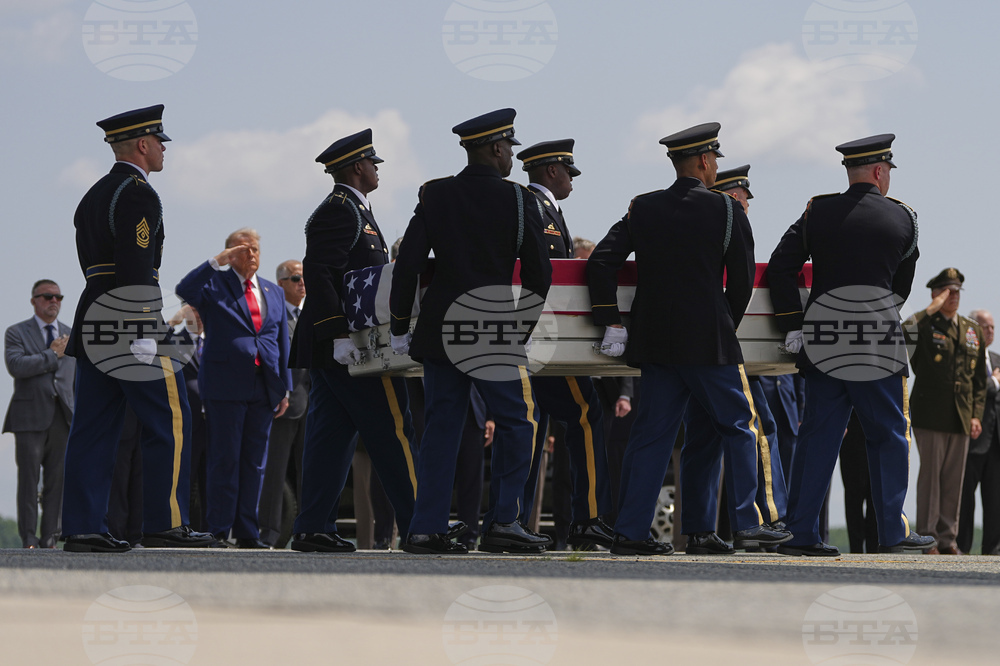 APTOPIX Trump Dignified Transfer