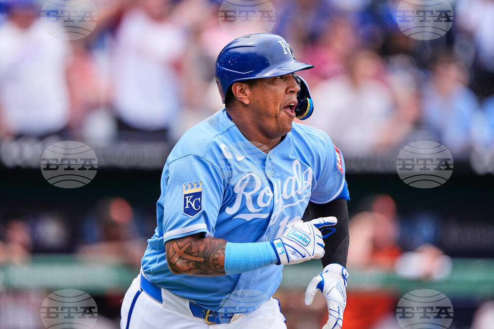 Giants Royals Baseball