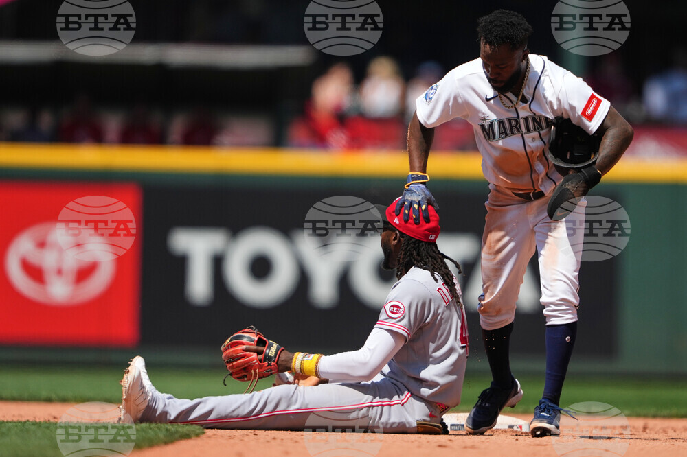 Reds Mariners Baseball
