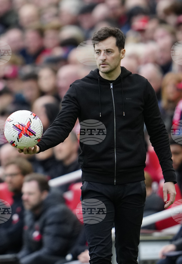 Уест Бромич освободи мениджъра си Райън Мейсън