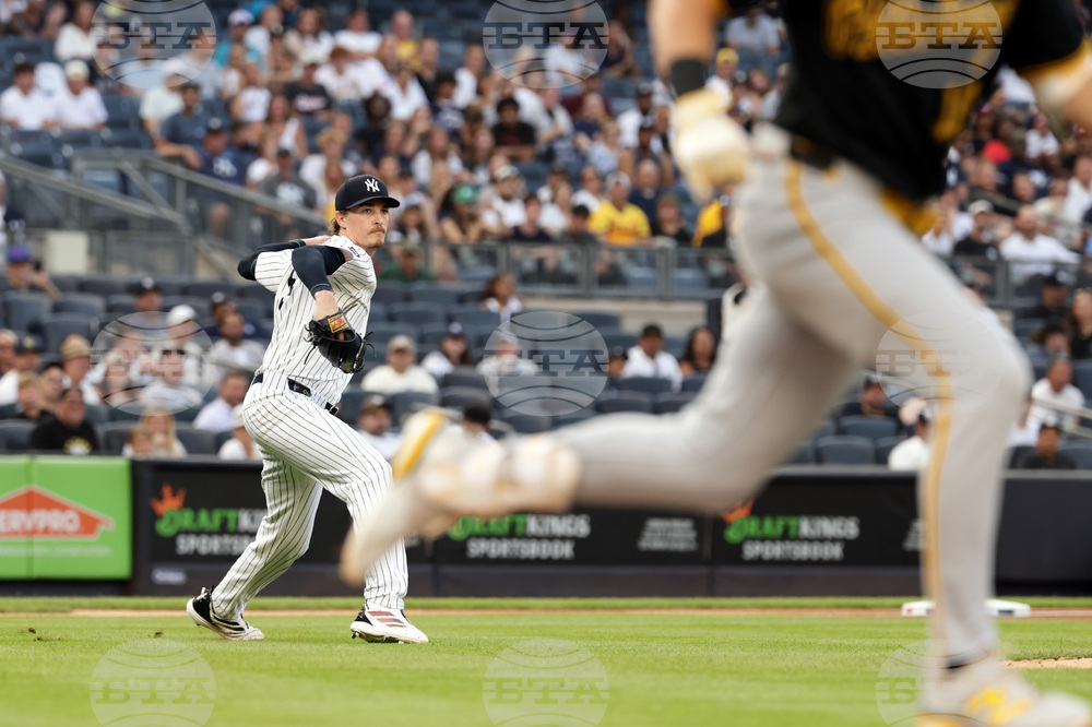 Pirates Yankees Baseball