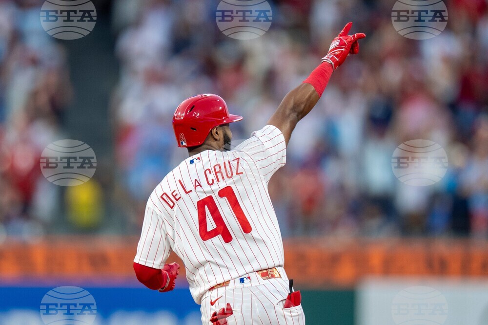 Dodgers Phillies Baseball