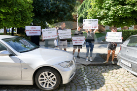 Столична община - товарен мост - протест