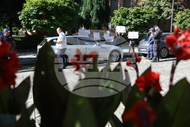 Столична община - товарен мост - протест
