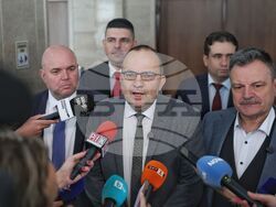 Народно събрание - „Демократична България“ - изявление