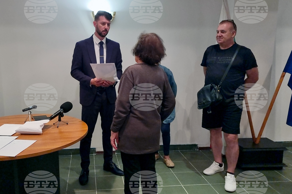 Добрич - прокуратура - възстановяване на пари