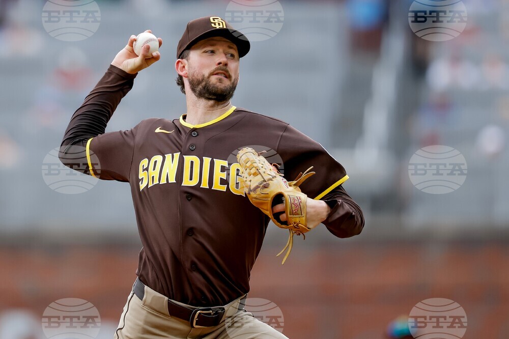 Padres Braves Baseball