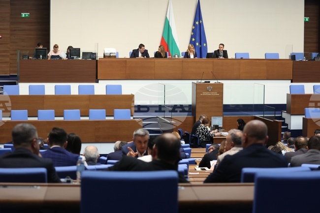 Парламентът одобри на второ четене рамката на държавния бюджет за 2026 г. с планирания 5,7 % дефицит