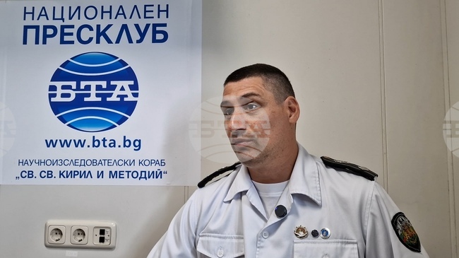 НИК 421 допринесе качествено и количествено за научните проекти на Антарктида, каза командирът кап. II ранг Радко Муевски