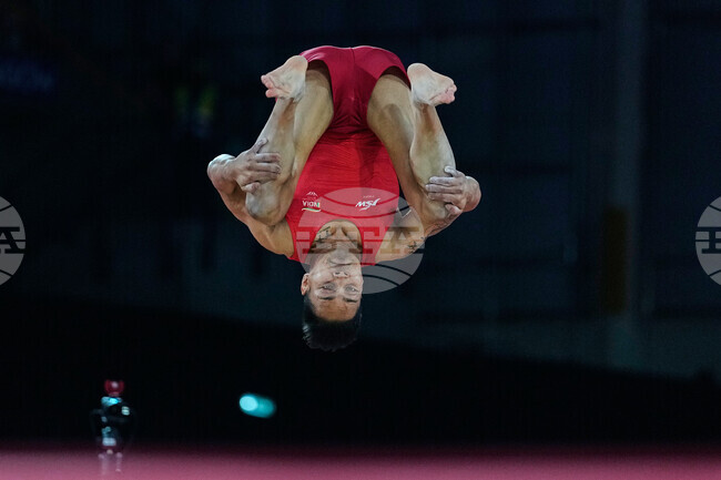 Britain Commonwealth Games Artistic Gymnastics 01