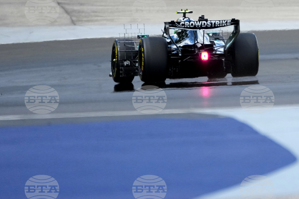 CORRECTION Hungary F1 GP Auto Racing