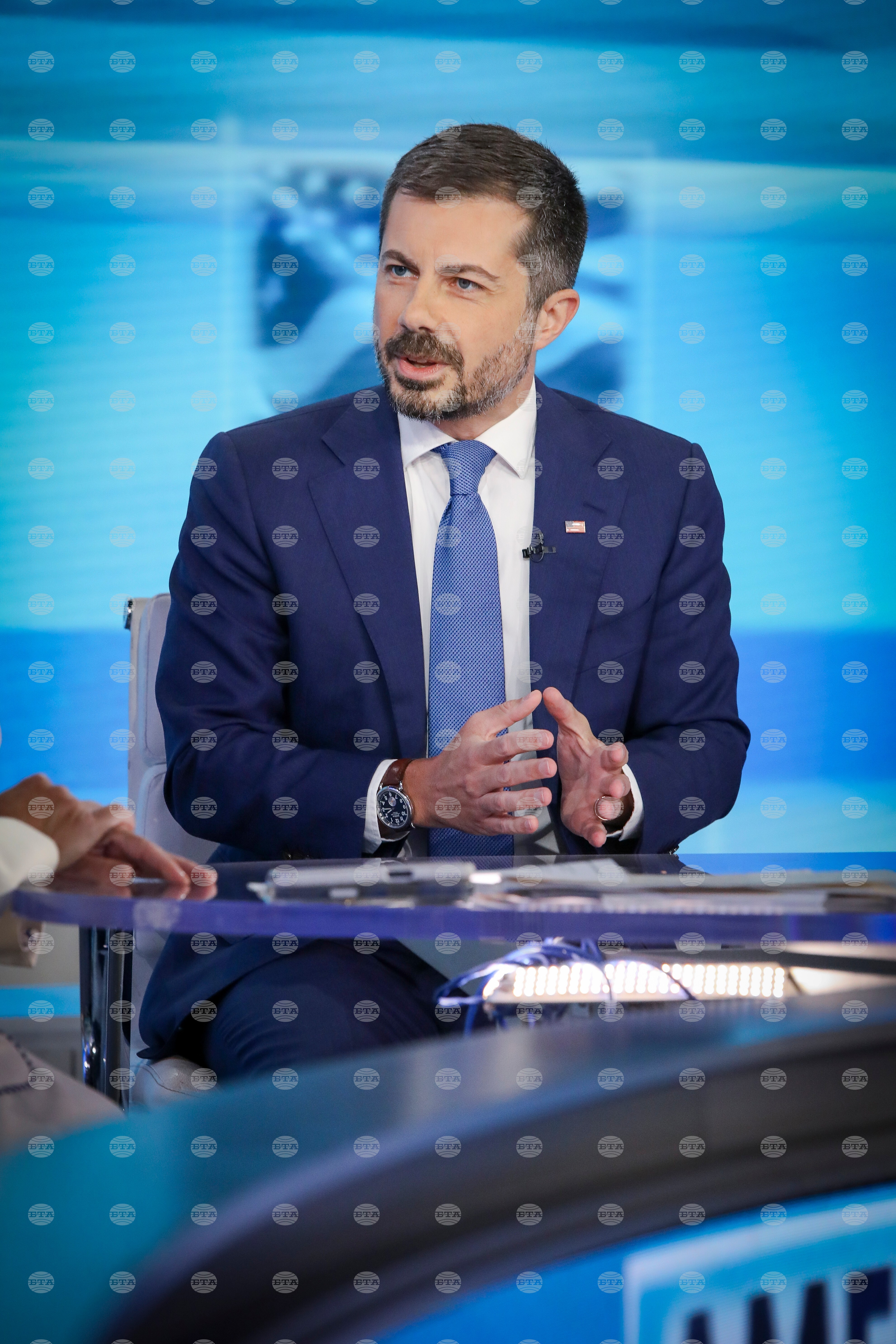 Pete Buttigieg Appears on Fox News "America Reports"
