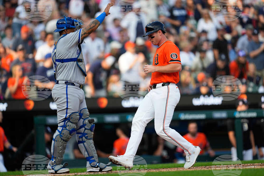 Royals Tigers Baseball