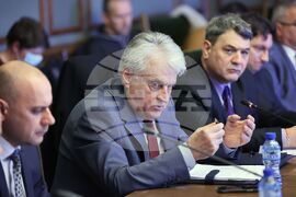 Парламент - Комисия по вътрешна сигурност и обществен ред