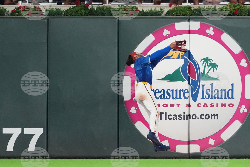 Athletics Twins Baseball