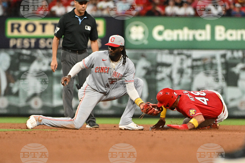 Reds Cardinals Baseball