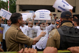 India Cockroach Protests