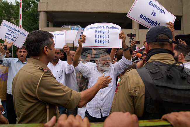 India Cockroach Protests
