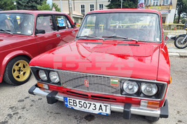 Село Сенокос - парад на ретро автомобили