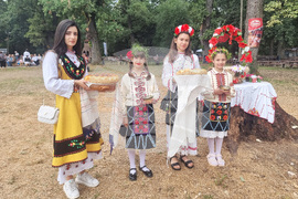 Село Градище - фолклорен събор „Тараклъка пее и танцува“