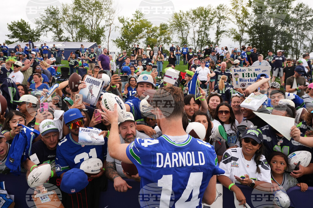 Seahawks Camp Football