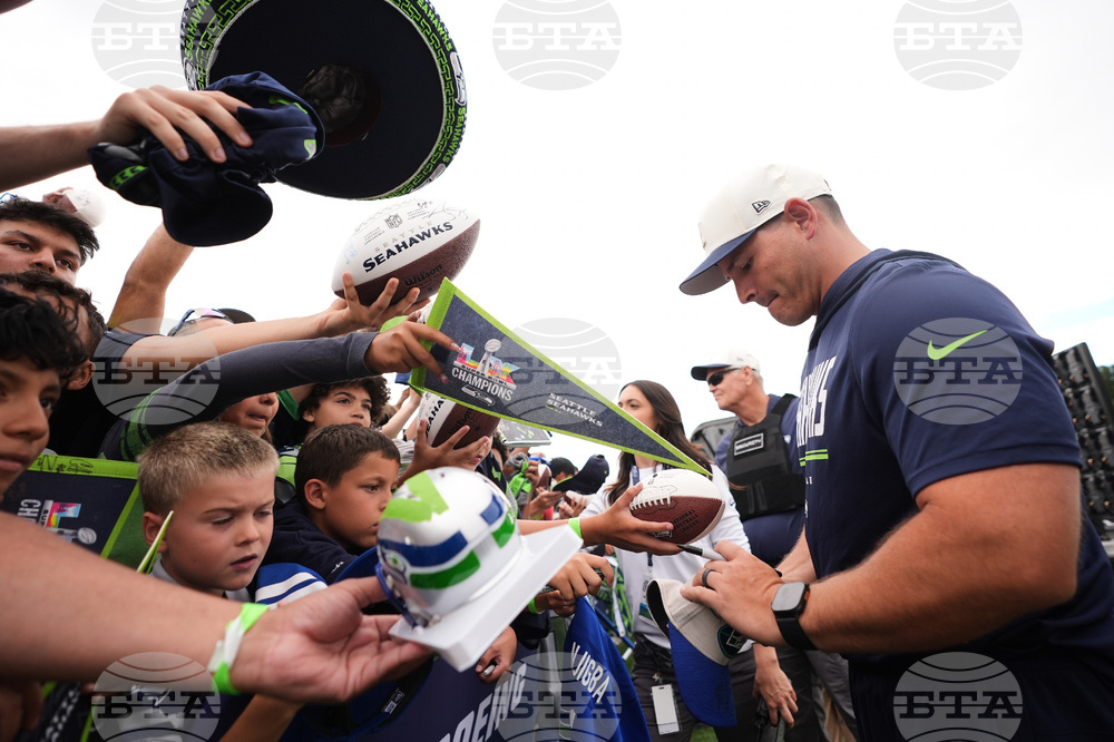 Seahawks Camp Football