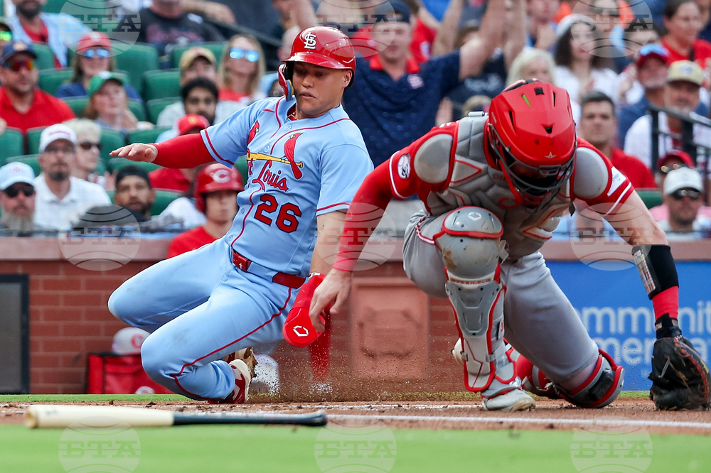 Reds Cardinals Baseball