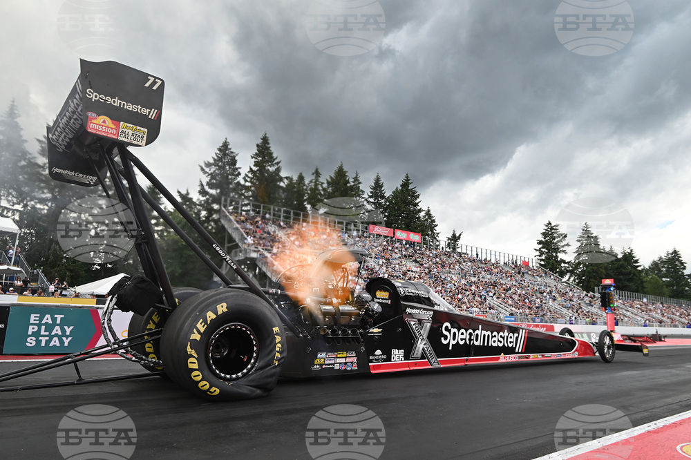 NHRA Auto Racing
