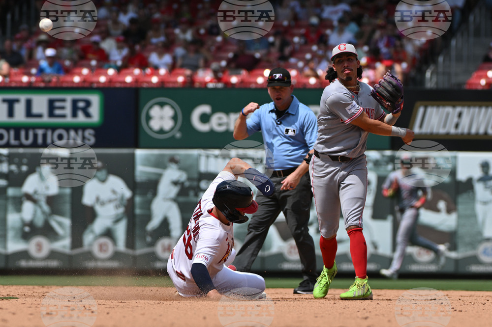 Reds Cardinals Baseball