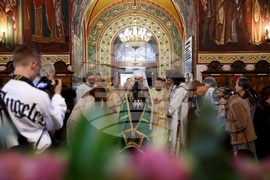 Храм "Св. Седмочисленици" - патриарх Даниил - литургия
