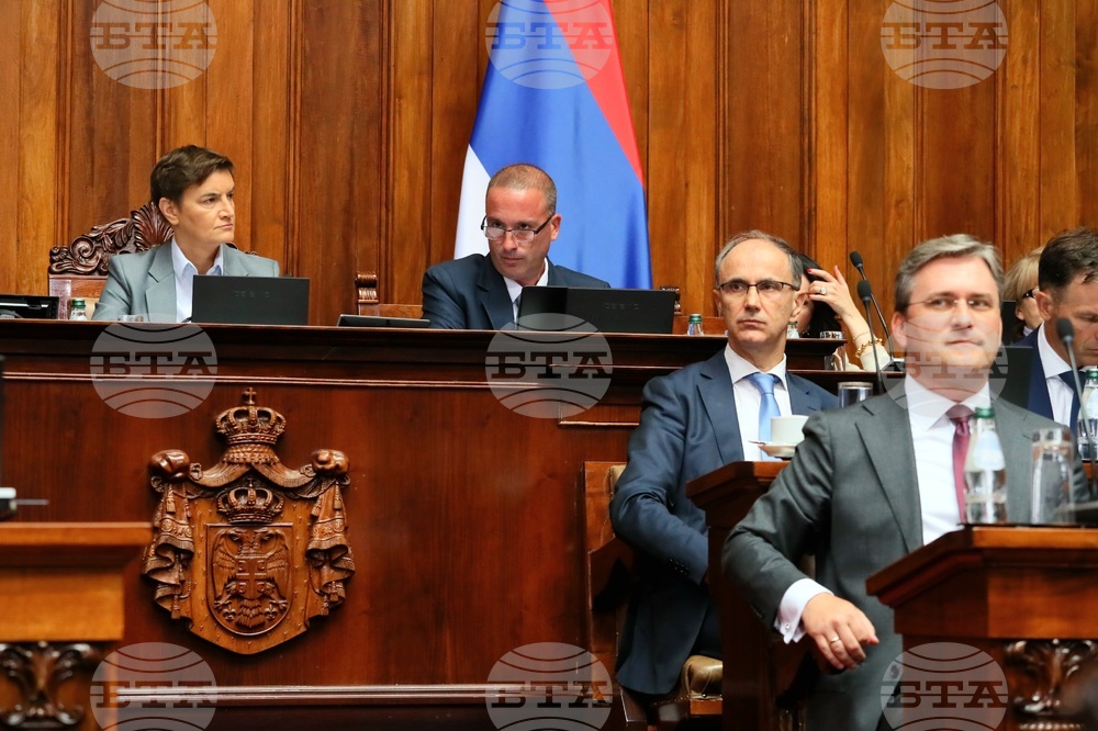 Сърбия -  парламент - заседание - вот на недоверие
