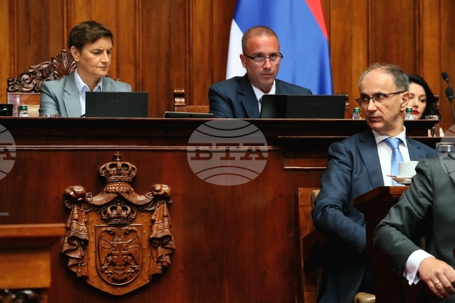 Трети ден продължават дебатите в сръбския парламент по вот на недоверие към правителството на Джуро Мацут 