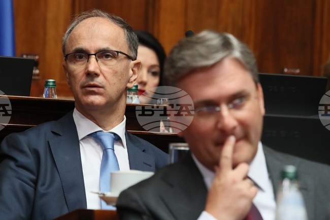 Сръбският парламент отхвърли вота на недоверие срещу правителството на Джуро Мацут 