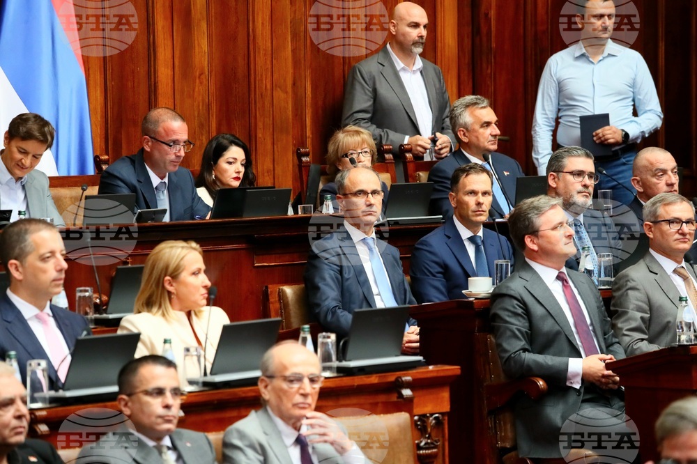 Сърбия -  парламент - заседание - вот на недоверие