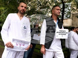 Национален център по заразни и паразитни болести „Бул Био - НЦЗПБ“ - служители - протест