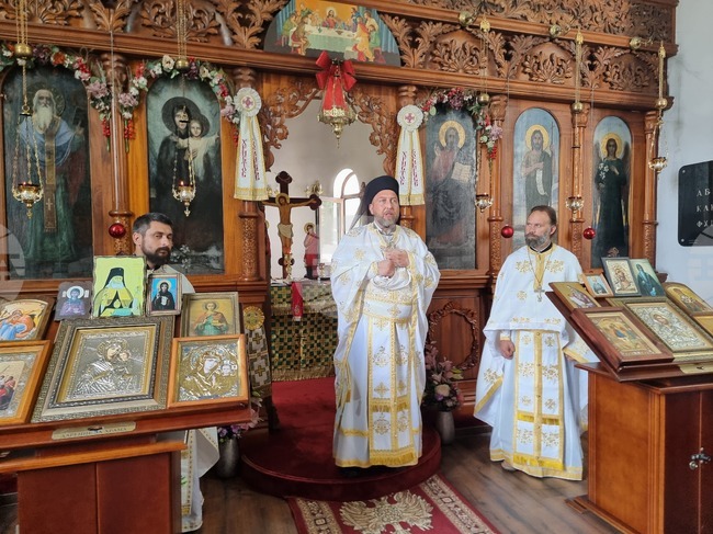 Добрич - храм „Св. Климент Охридски“ - литургия