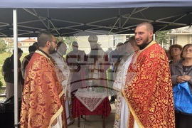 Самоков - храм „Свети Панталеймон“ - празник - литургия