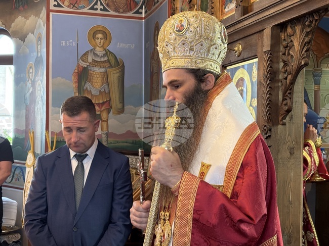 Свети Пантелеймон призовавал името на Христос, когато изцелявал болните, каза Браницкият епископ Йоан в Самоков
