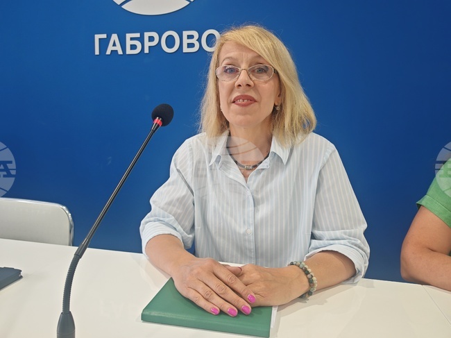 Приемната грижа е много повече от процедури и документи, каза директорът на „Социално подпомагане“ - Габрово