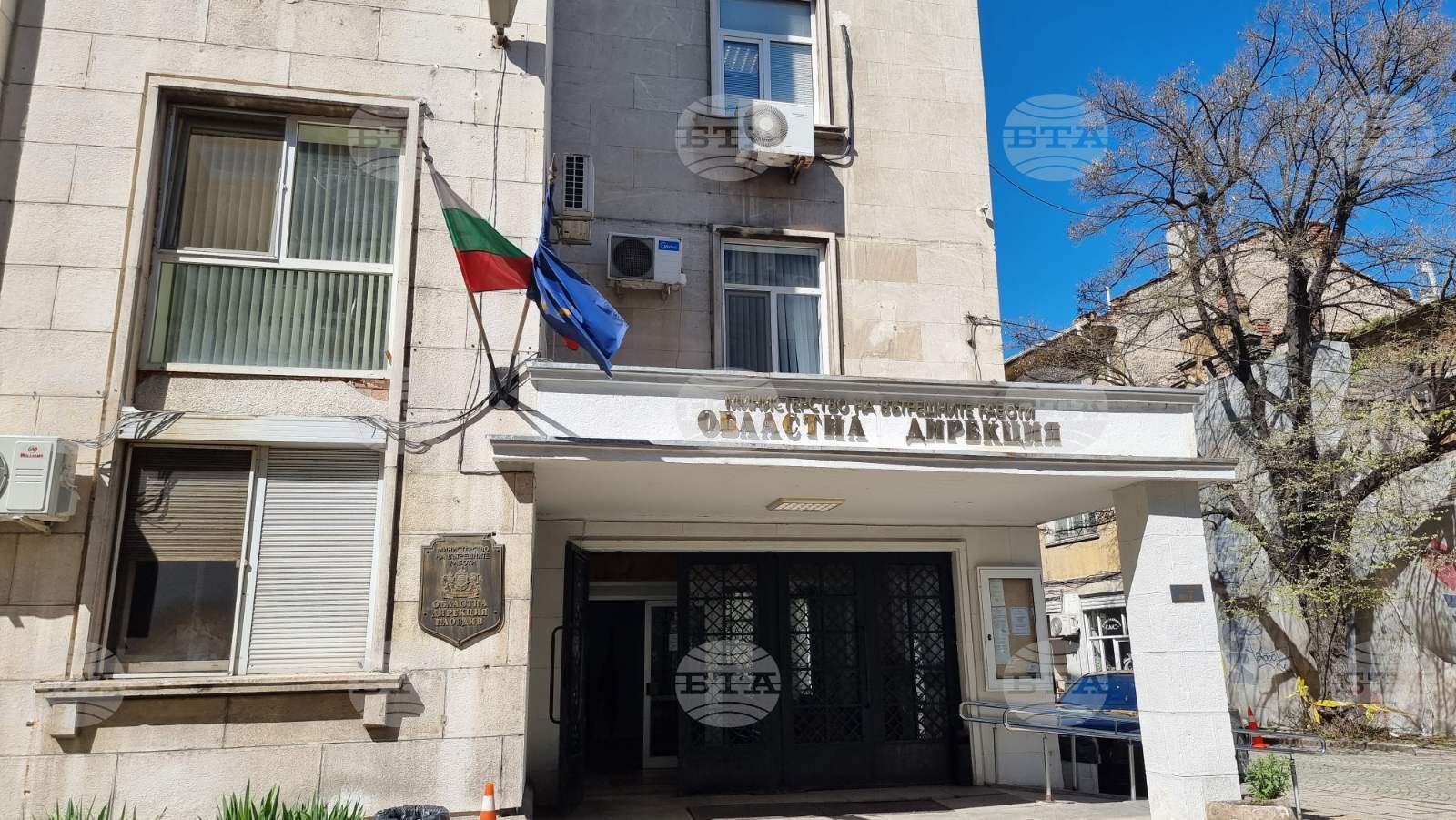 Арестуваха трима мъже, участвали в схема за препродажба на лизингови автомобили от чужбина