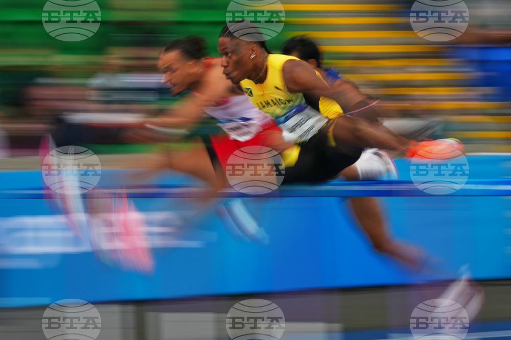APTOPIX Britain Commonwealth Games Athletics