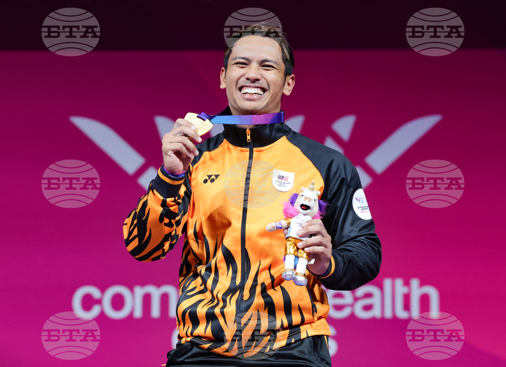 Britain Commonwealth Games Weightlifting