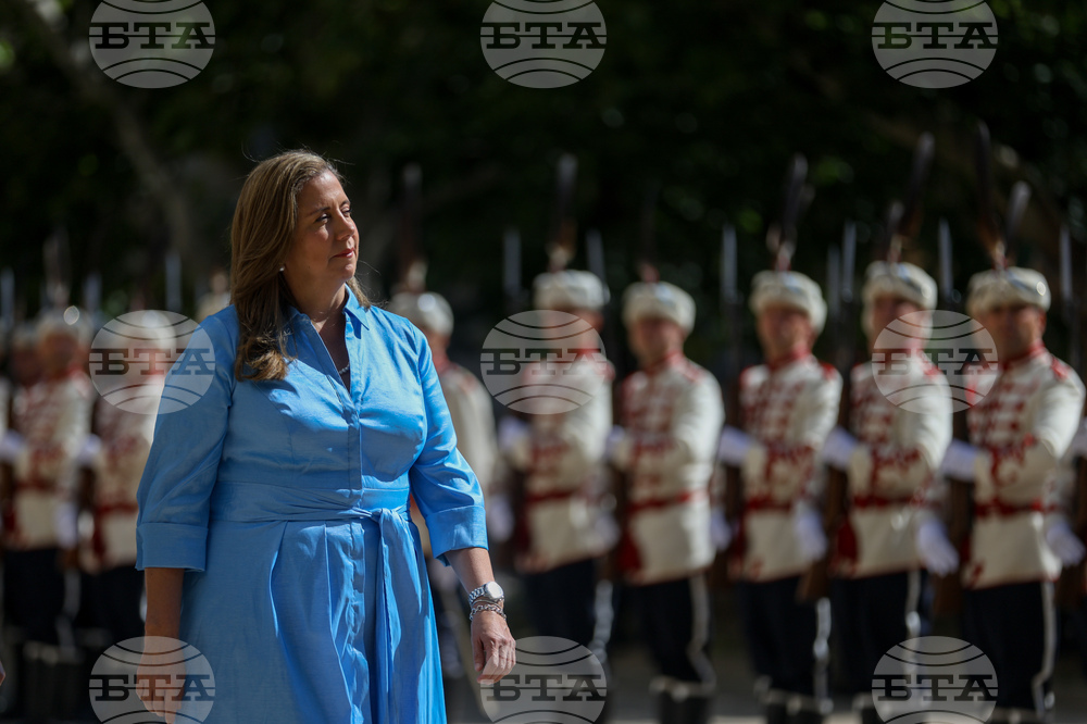 Посланик на Република Еквадор - Синтия Мари Майер Савала - акредитивни писма - връчване