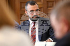 Народно събрание - Комисия по образованието и науката