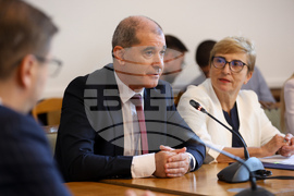 Народно събрание - Комисия по образованието и науката