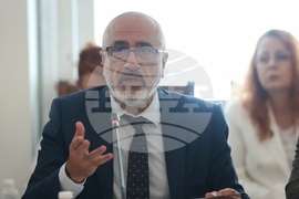 Народно събрание - Комисия по икономическа политика, инвестиции и индустрия - извънредно заседание