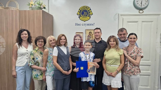 Лайънс клубове в Русе отличиха младия математически талант Георги Димитров
