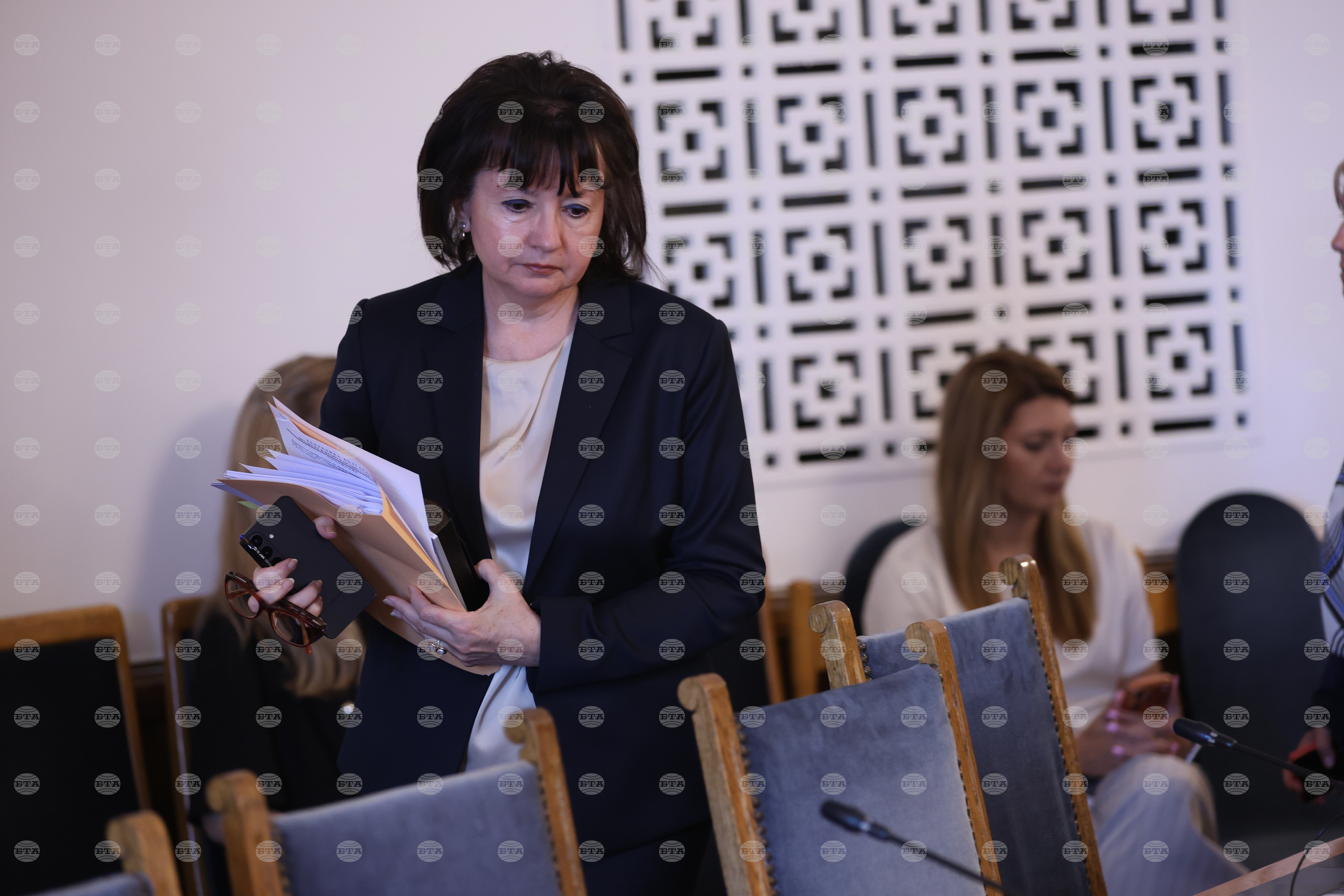 При регистрация в ЦИК социологическите агенции ще подават декларация, че няма да огласяват данни от проучванията до 20:00 ч. в изборния ден