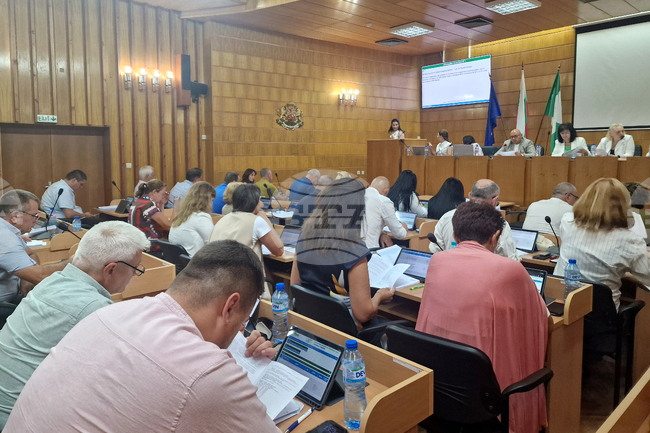 Общинските съветници в Разград одобриха финансиране за проекти, актуализираха бюджета и приеха план за социалните услуги